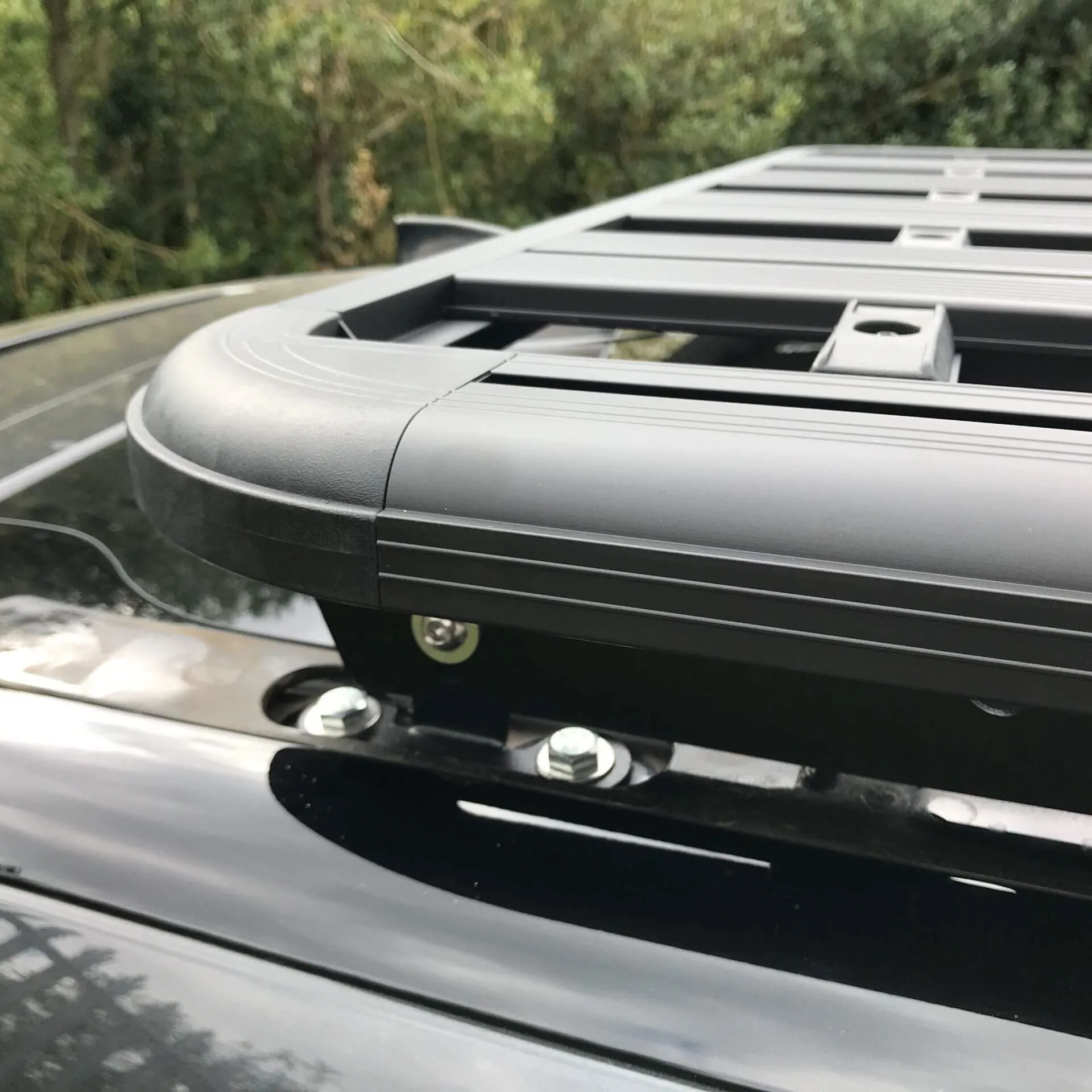 AluMod Low Profile 180cm x 125cm Roof Rack for the Land Rover Discovery 5 2017 