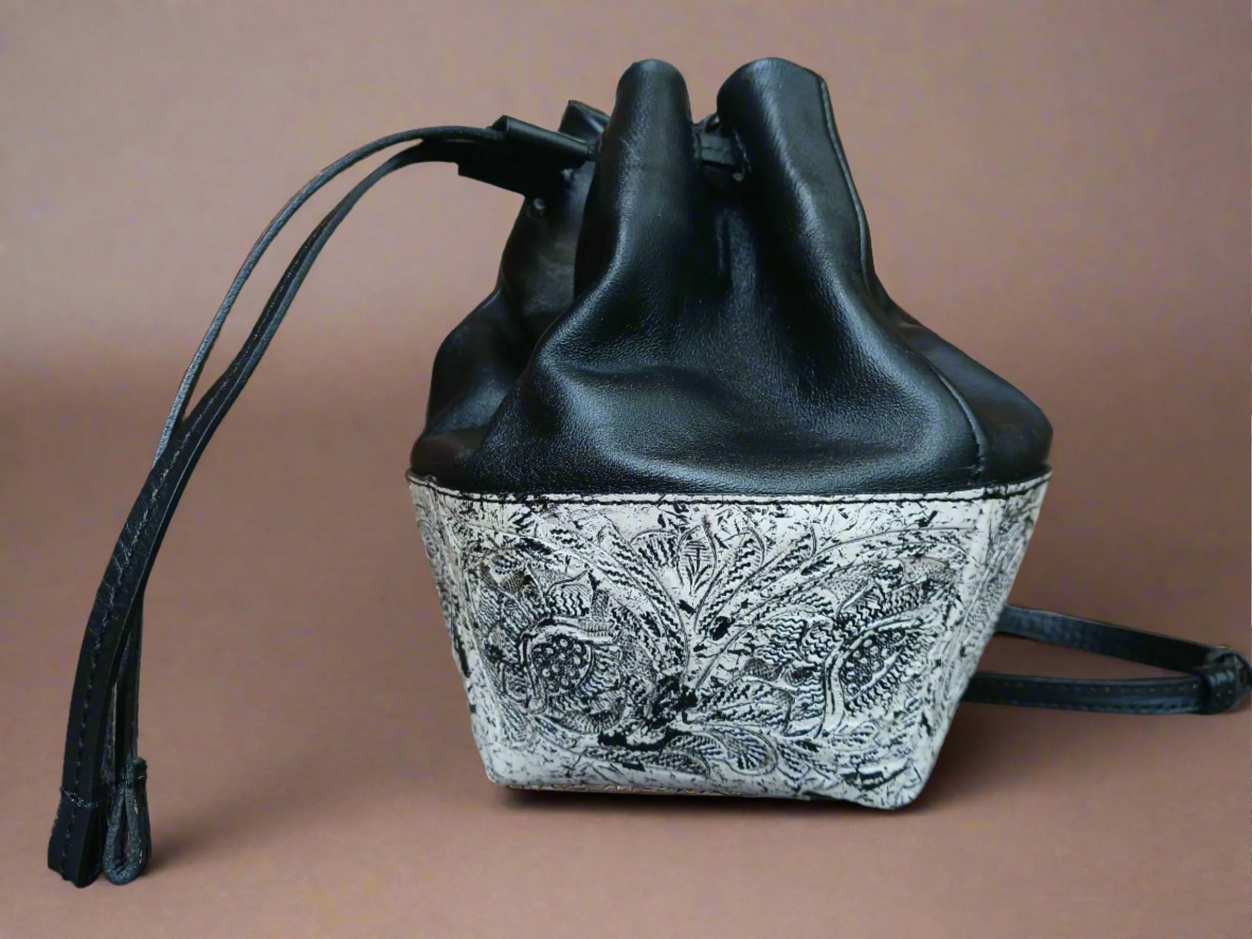 bucket  leather purse