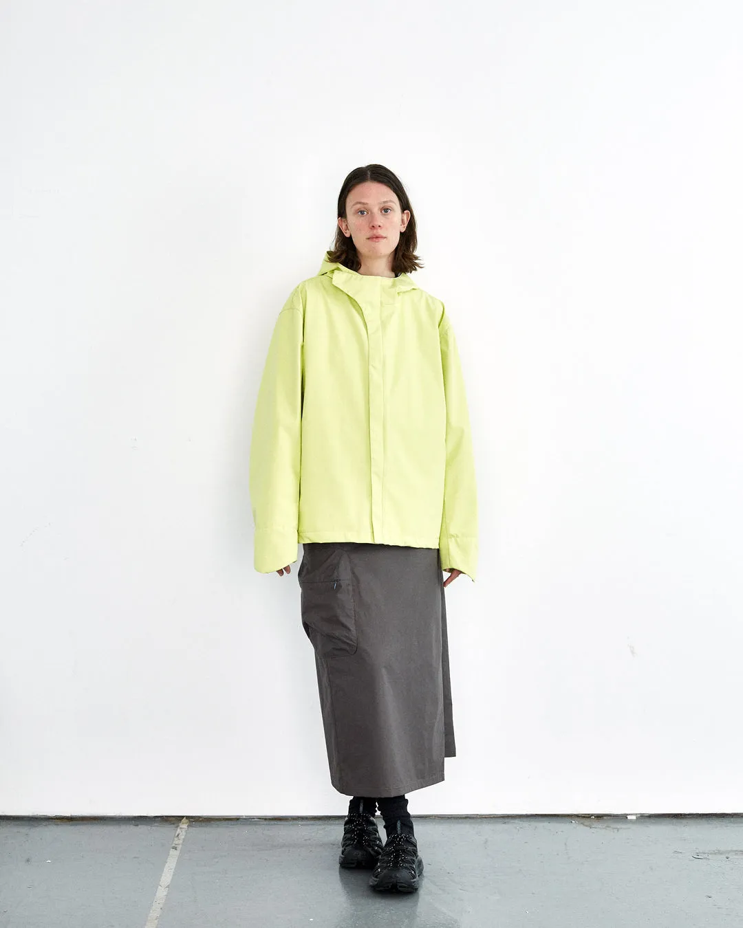 Hooded Curve Closure Jacket - Jonquil Green