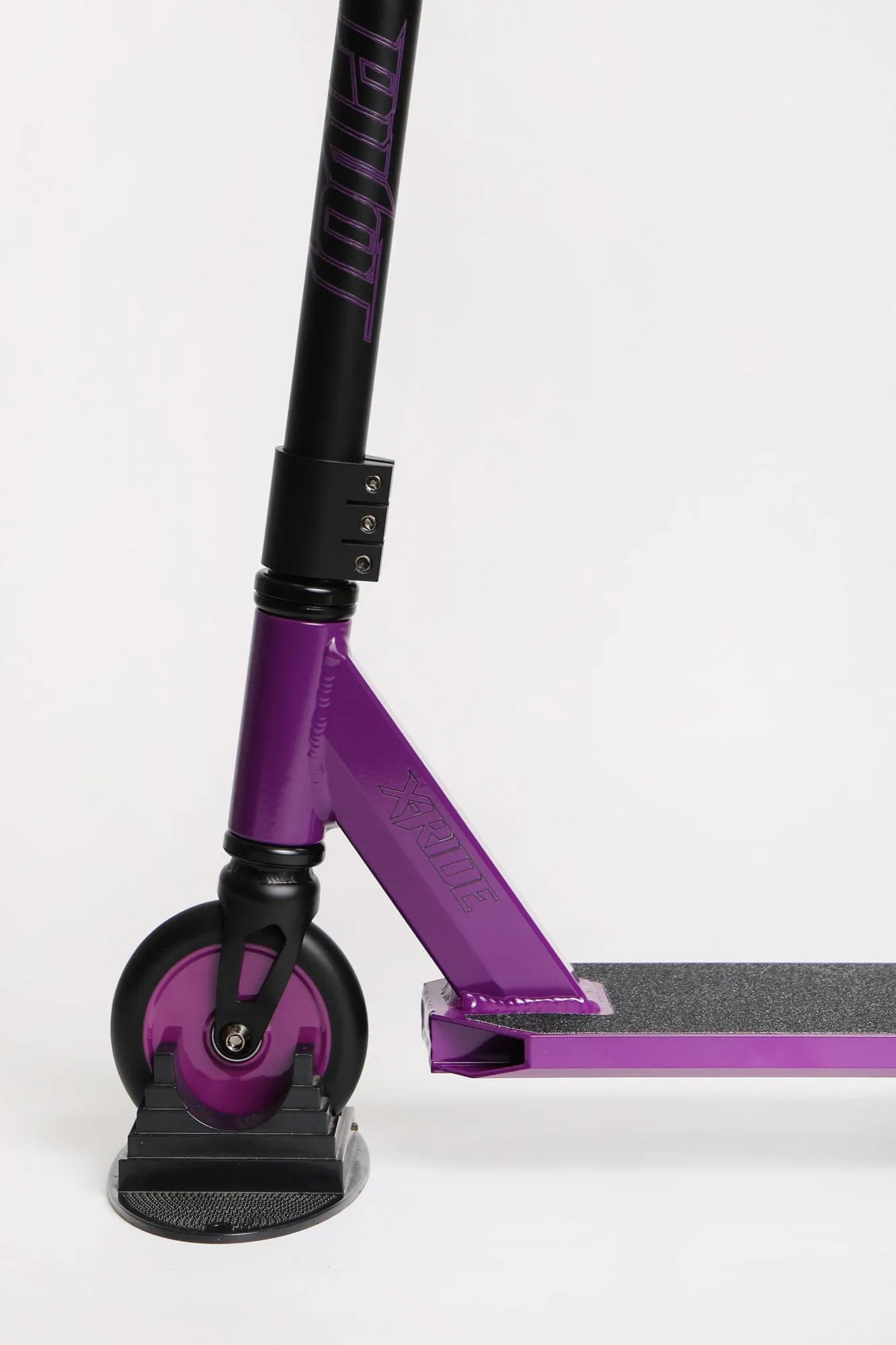 Trottinette X-Ride Violette et Noire Pivot