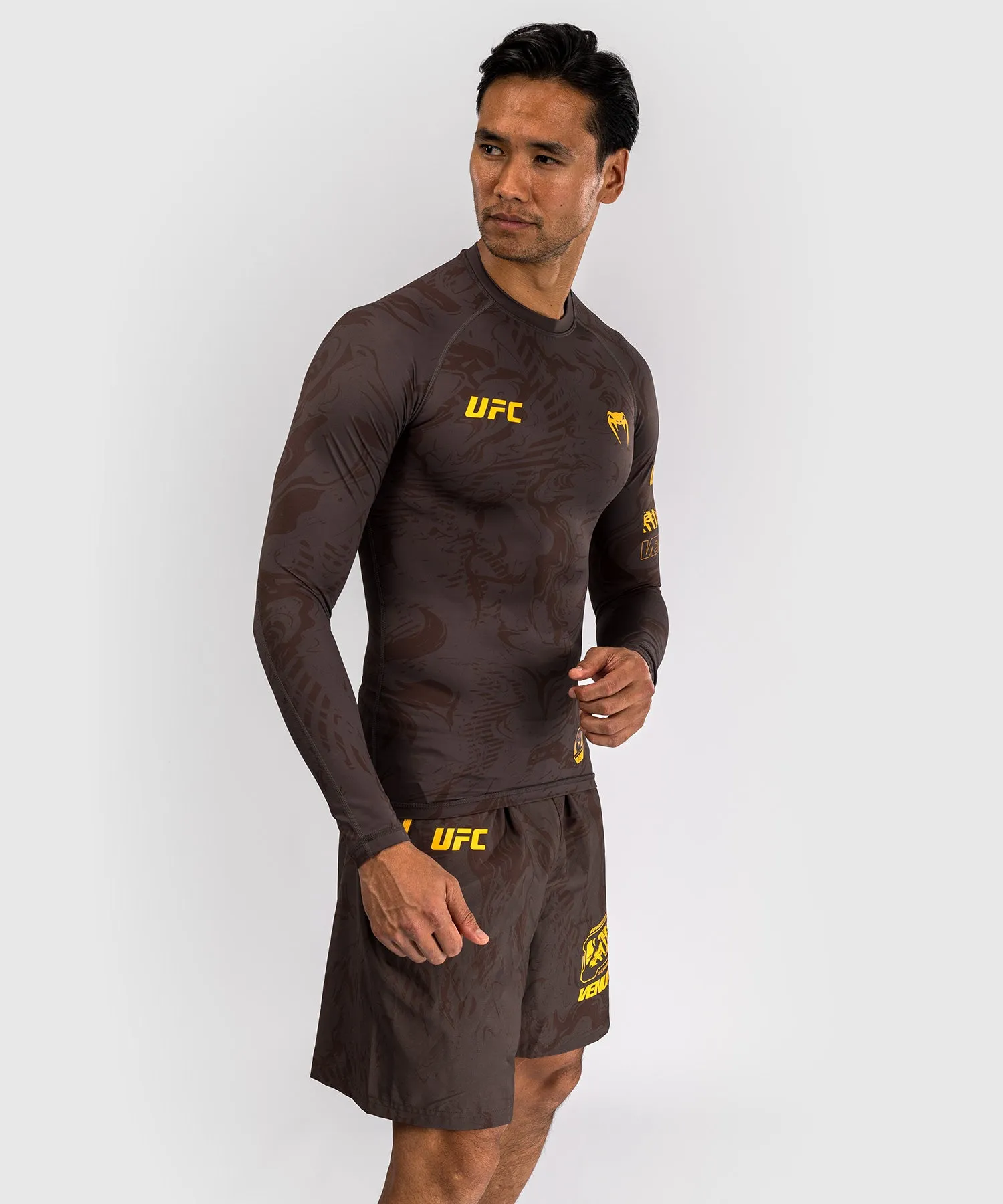 UFC Fusion by Venum Fight Week Men’s Performance Long Sleeve Rashguard - Earthen Brown