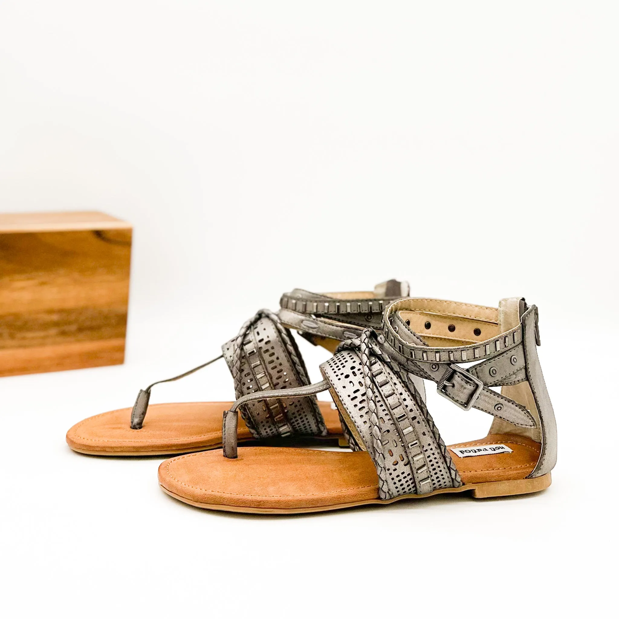 Xandra Sandal in Metallic Grey